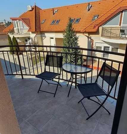 Aqua Oazis Apartman Hajduszoboszlo Exterior photo